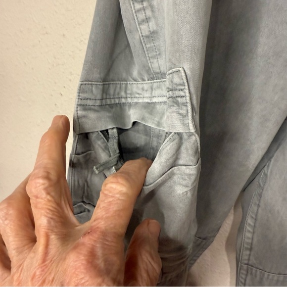 Sundance Evenfall Cargo Pants Drawstring Zippers Tencel Lt Grey Women’s Size 12P - Picture 4 of 16